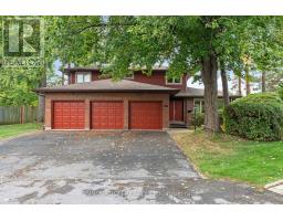 206 CYPRESS COURT, Ottawa, Ontario