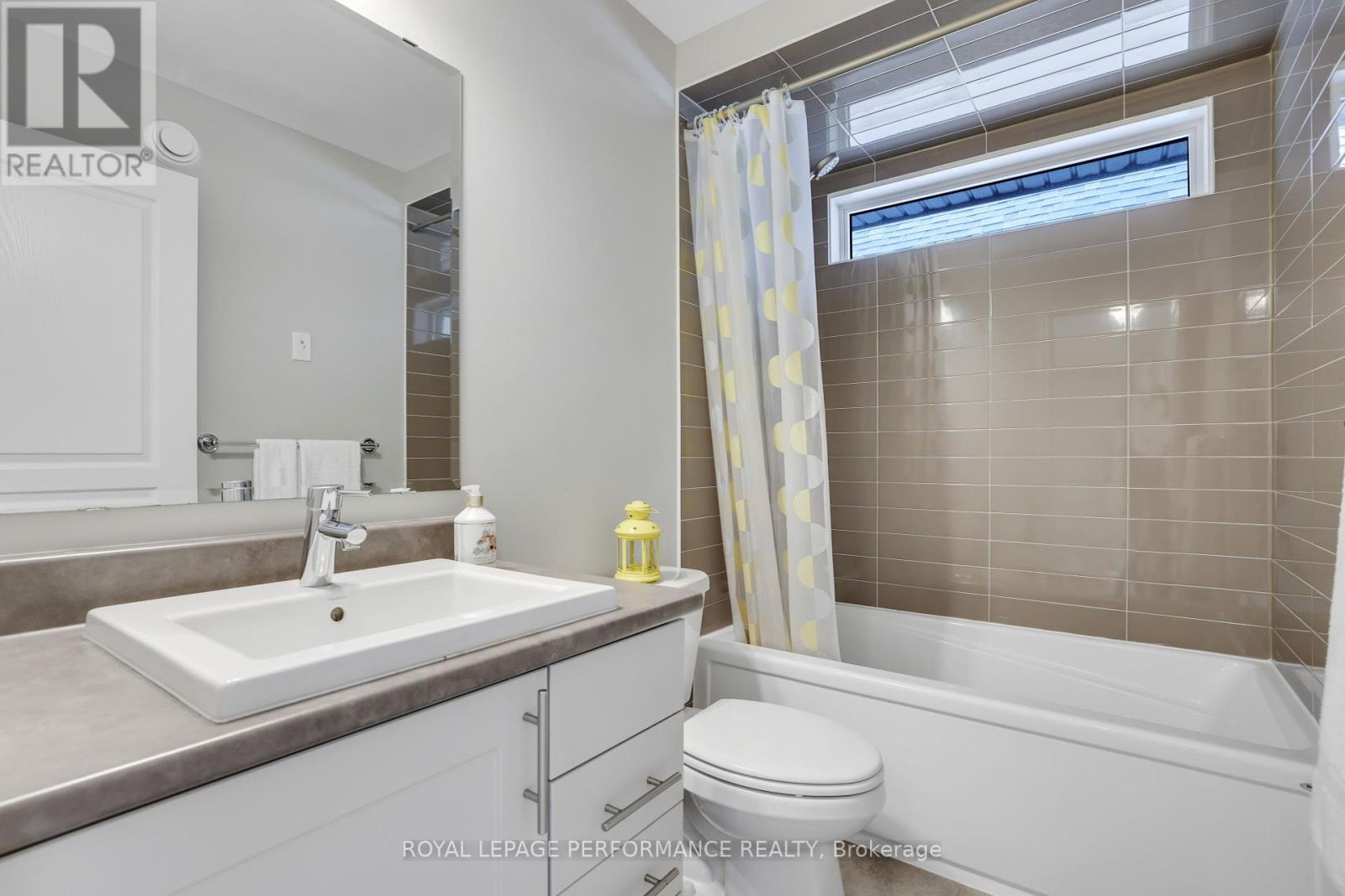 266 Shinleaf Crescent, Ottawa, Ontario  K1W 0J2 - Photo 32 - X12427023