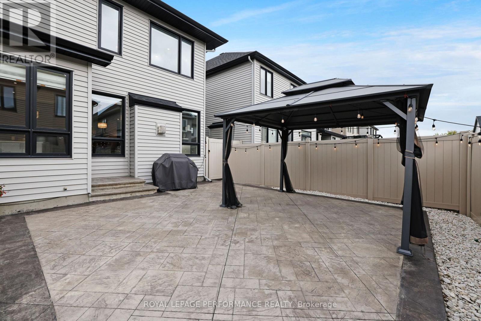 266 Shinleaf Crescent, Ottawa, Ontario  K1W 0J2 - Photo 40 - X12427023