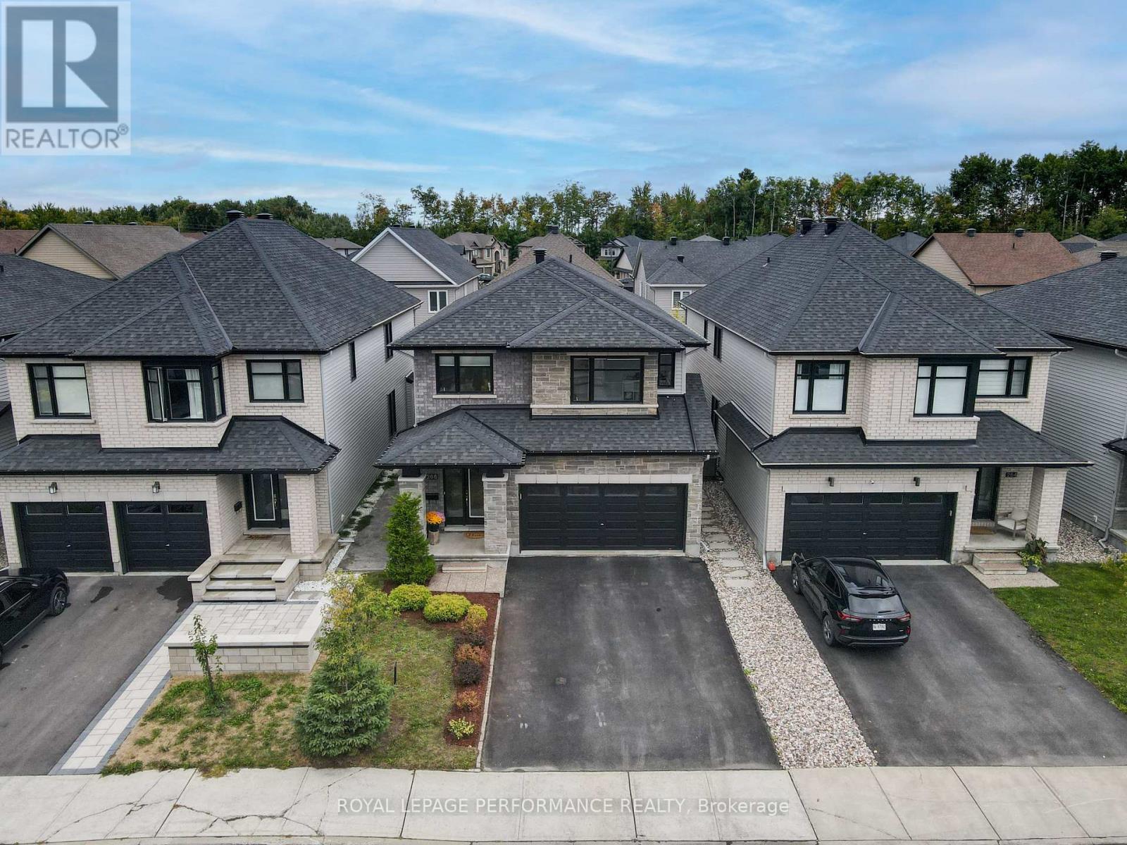 266 Shinleaf Crescent, Ottawa, Ontario  K1W 0J2 - Photo 47 - X12427023