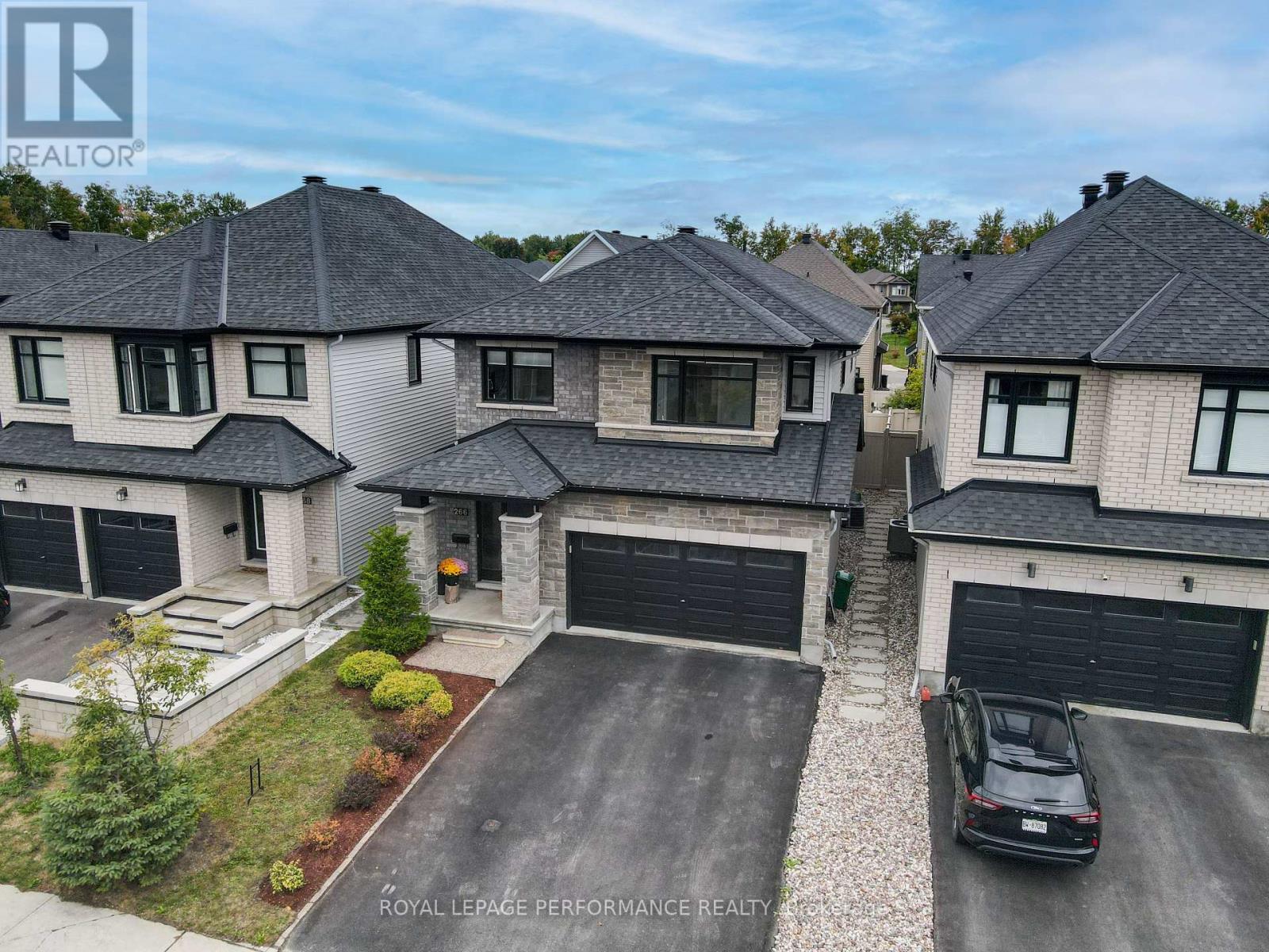 266 Shinleaf Crescent, Ottawa, Ontario  K1W 0J2 - Photo 48 - X12427023
