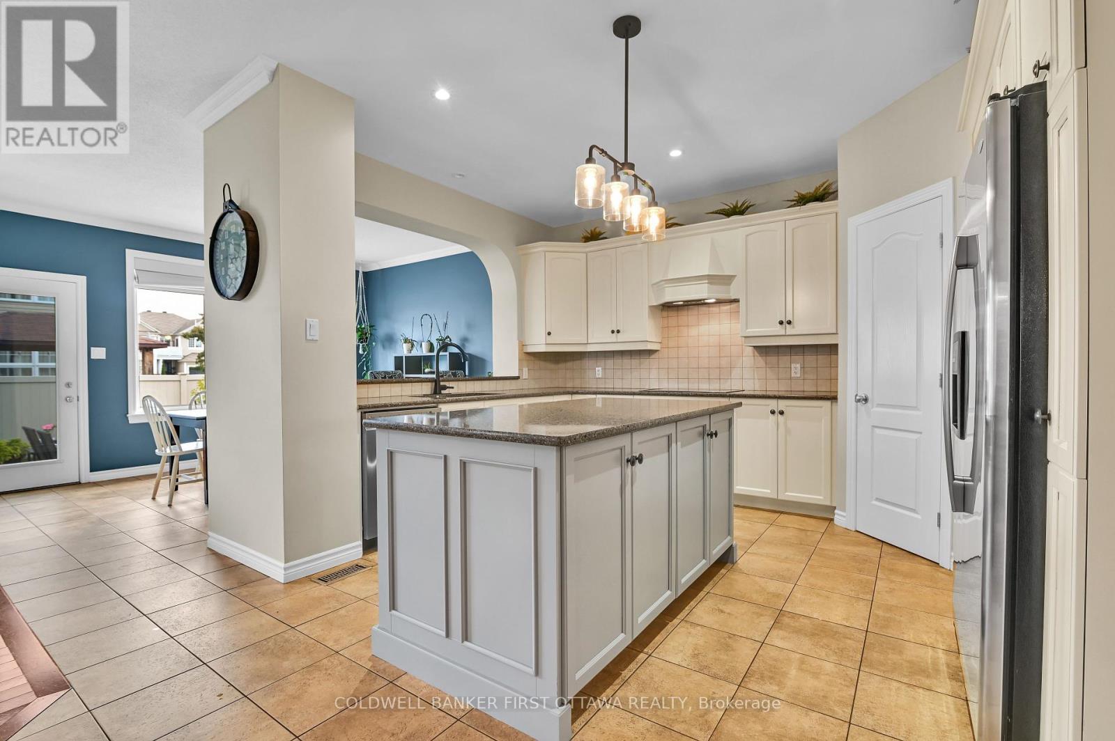 1878 Montmere Avenue, Ottawa, Ontario  K4A 0L7 - Photo 10 - X12427045