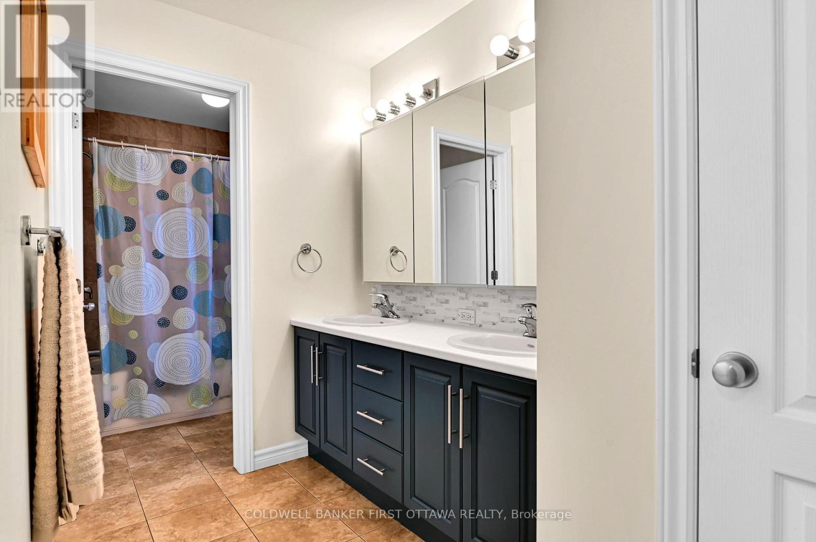 1878 Montmere Avenue, Ottawa, Ontario  K4A 0L7 - Photo 25 - X12427045