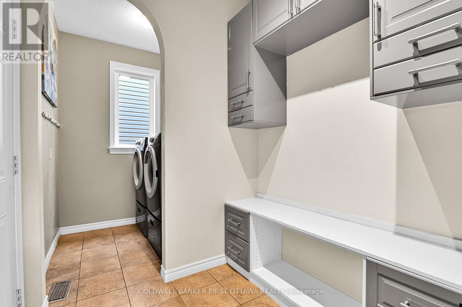 1878 Montmere Avenue, Ottawa, Ontario  K4A 0L7 - Photo 7 - X12427045