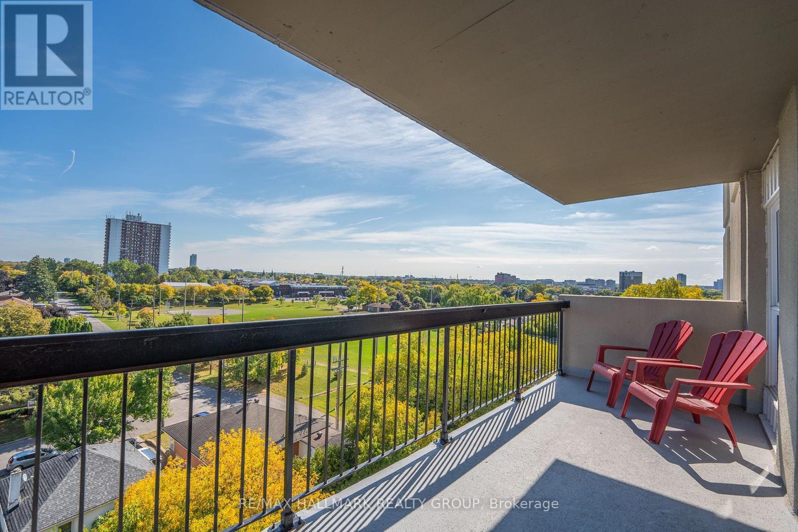 808 - 158c Mcarthur Avenue, Ottawa, Ontario  K1L 8E7 - Photo 9 - X12427053