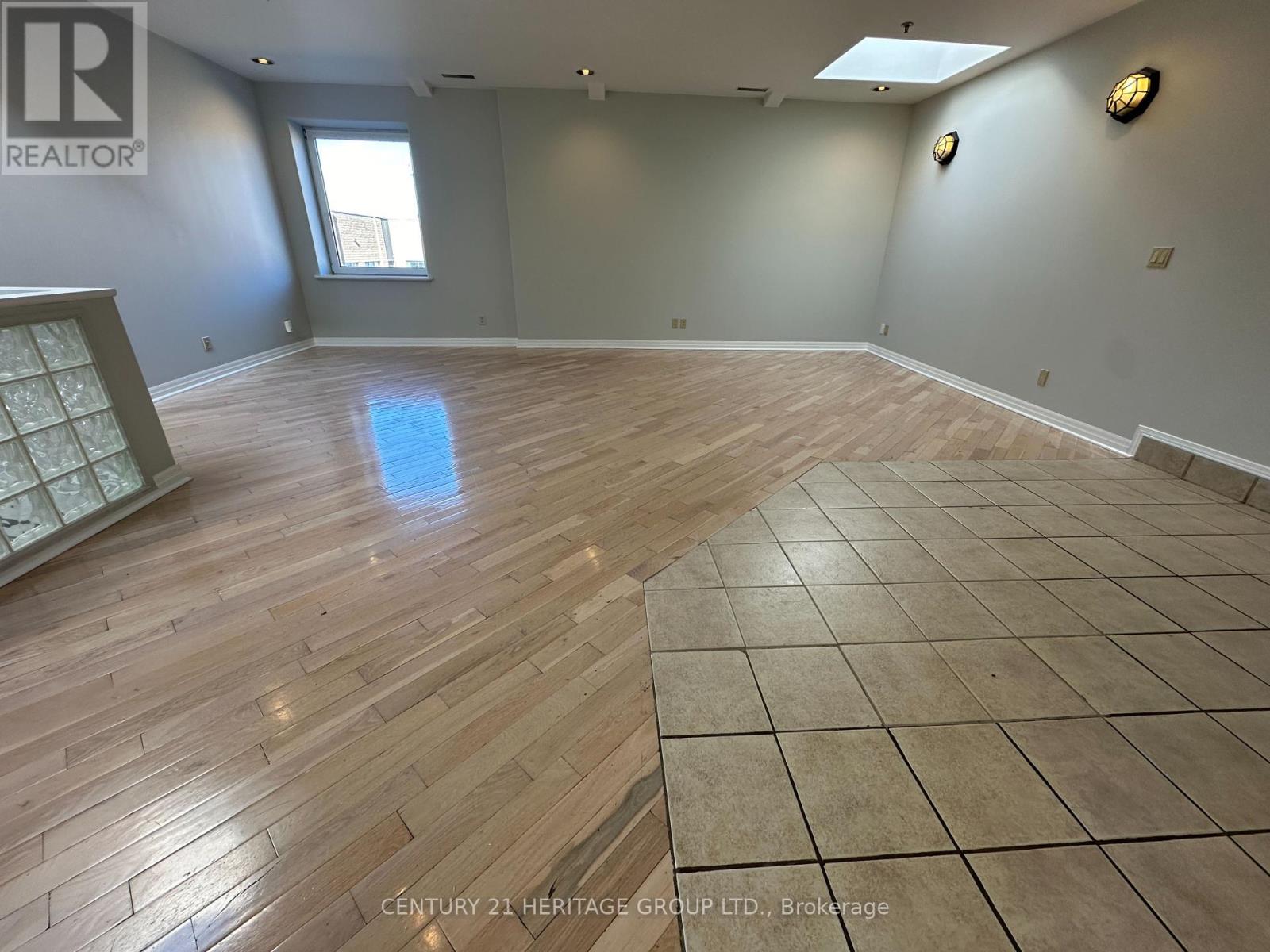 11 - 1211 Gorham Street, Newmarket, Ontario  L3Y 8Y3 - Photo 15 - N12411635