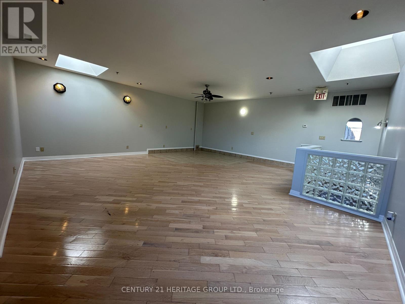 11 - 1211 Gorham Street, Newmarket, Ontario  L3Y 8Y3 - Photo 18 - N12411635