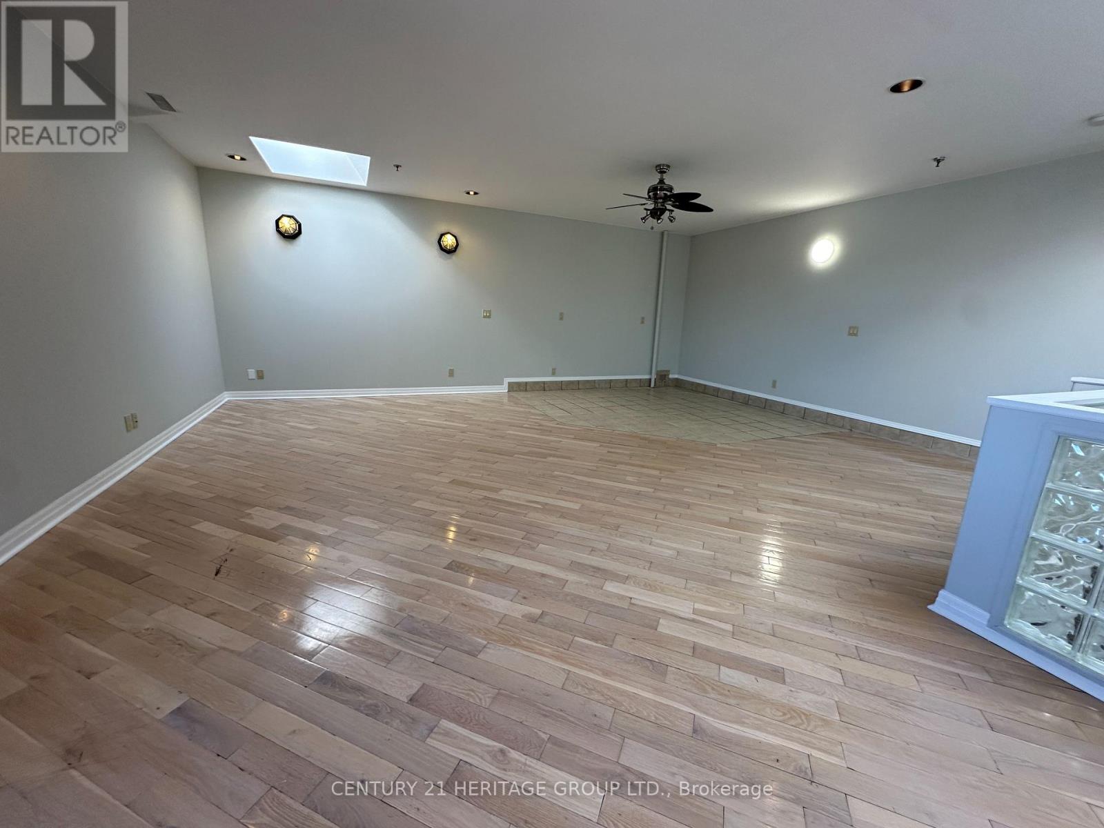 11 - 1211 Gorham Street, Newmarket, Ontario  L3Y 8Y3 - Photo 19 - N12411635