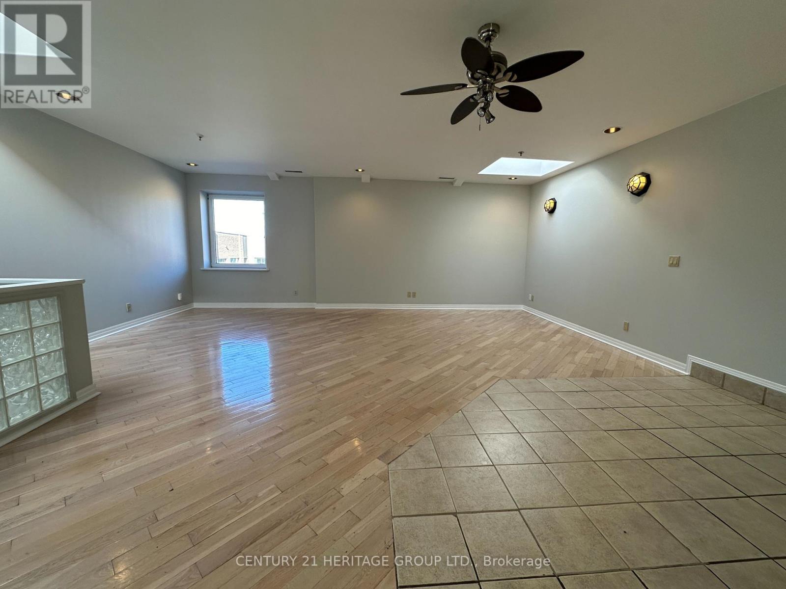11 - 1211 Gorham Street, Newmarket, Ontario  L3Y 8Y3 - Photo 14 - N12411635