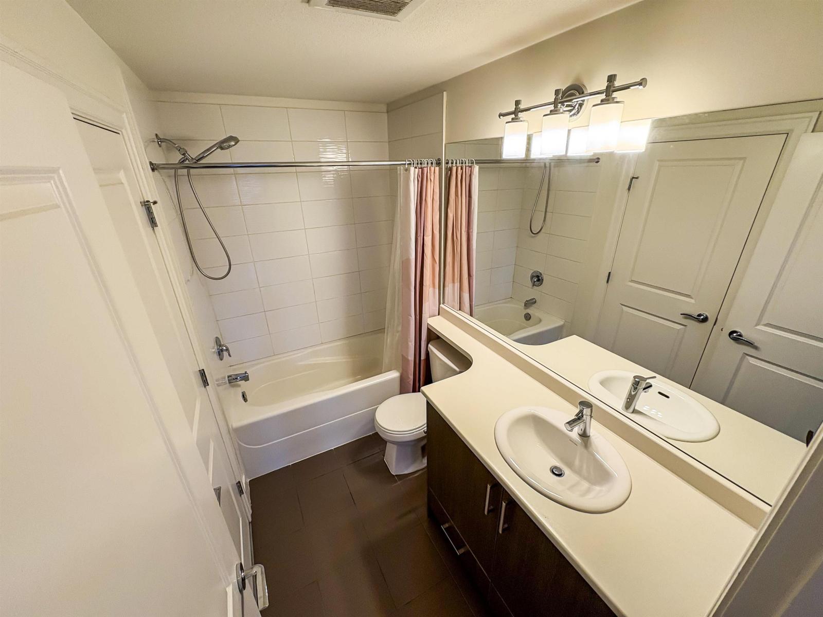 213 6480 195a Street, Surrey, British Columbia  V4N 6P1 - Photo 14 - R3052326