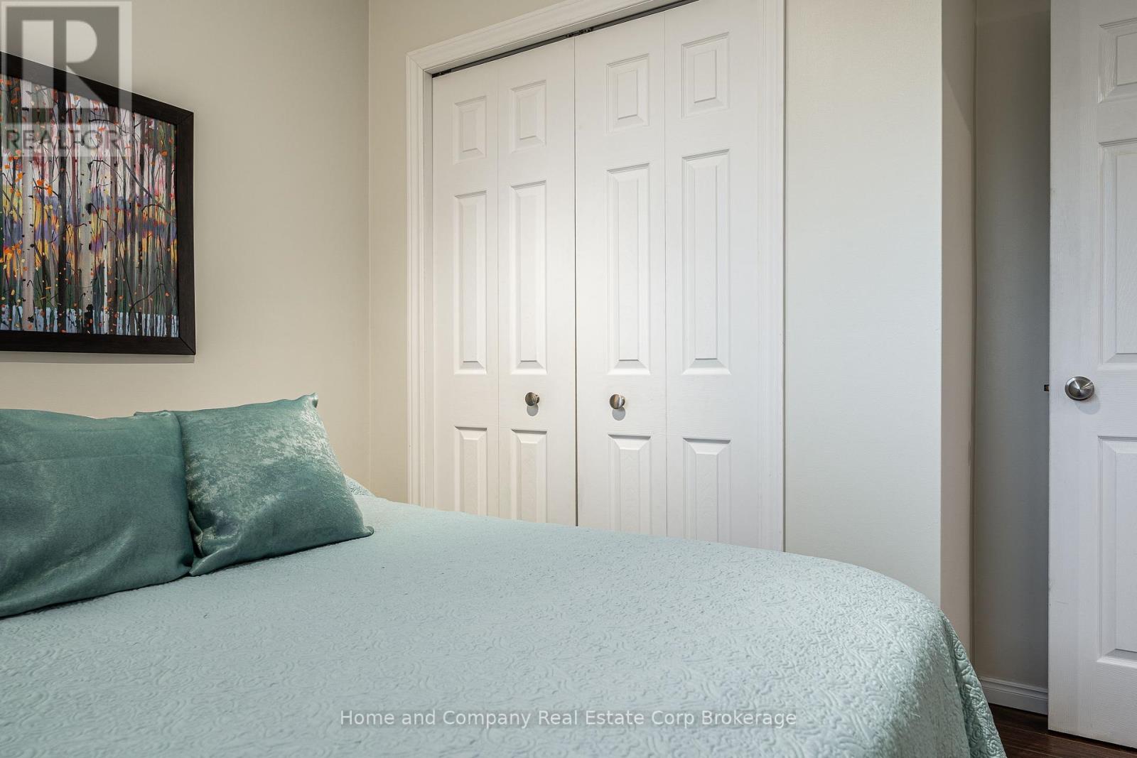 152 Kemp Crescent, Stratford, Ontario  N5A 5C4 - Photo 18 - X12426931