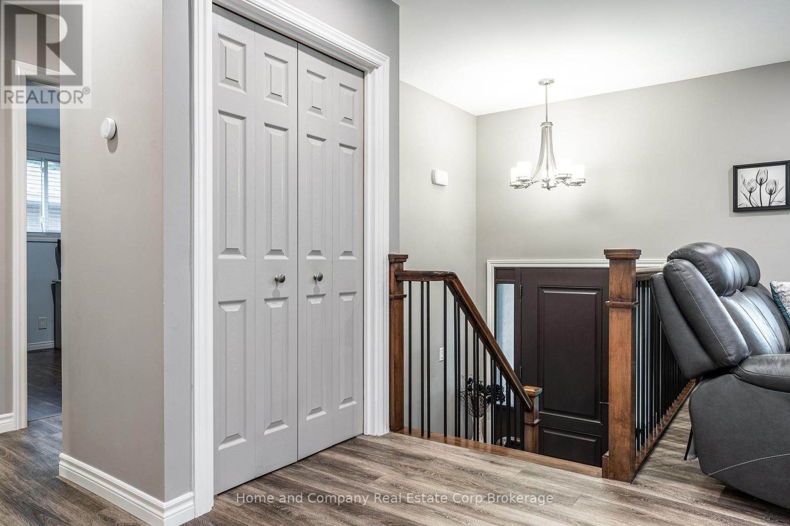 152 Kemp Crescent, Stratford, Ontario  N5A 5C4 - Photo 24 - X12426931
