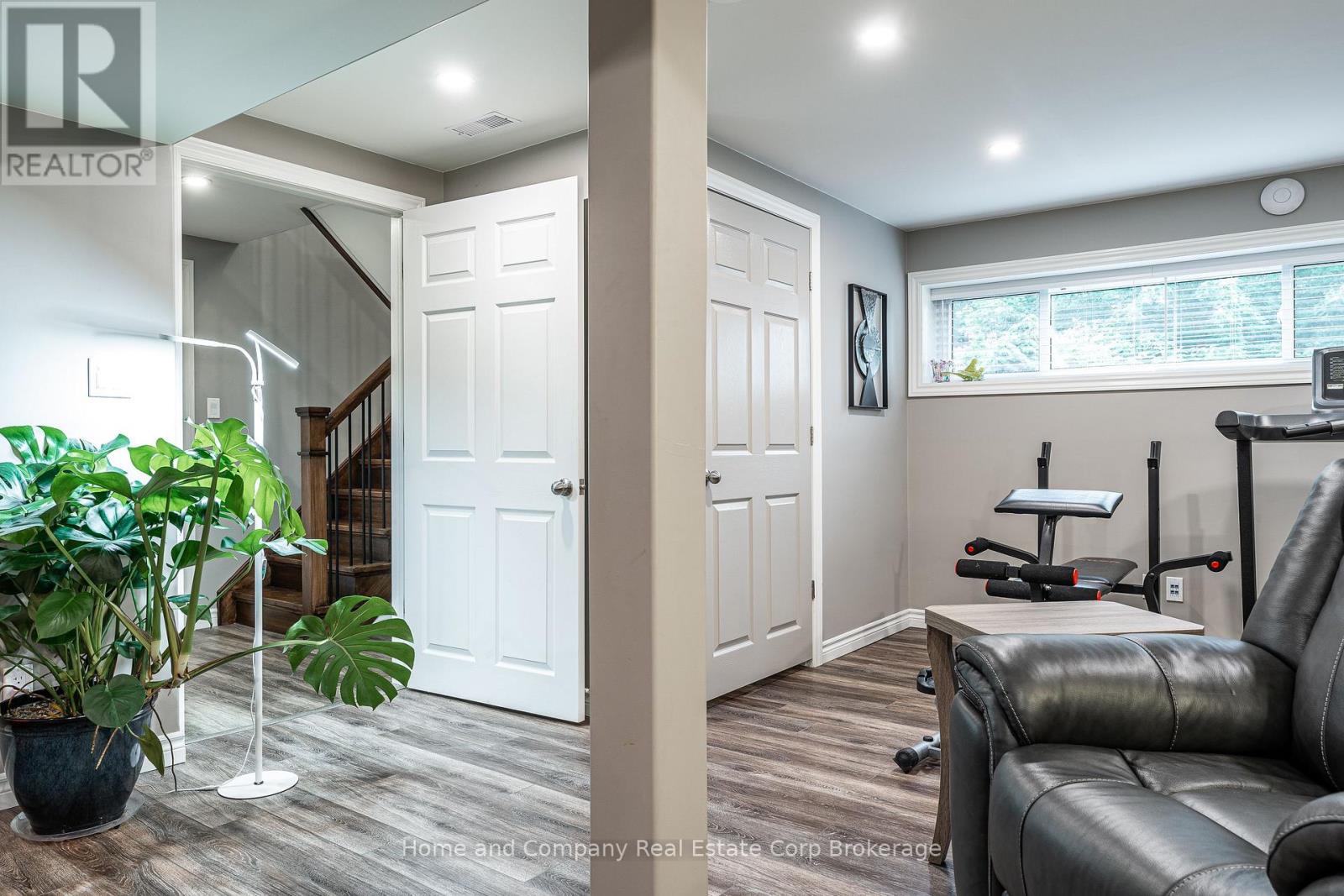 152 Kemp Crescent, Stratford, Ontario  N5A 5C4 - Photo 28 - X12426931