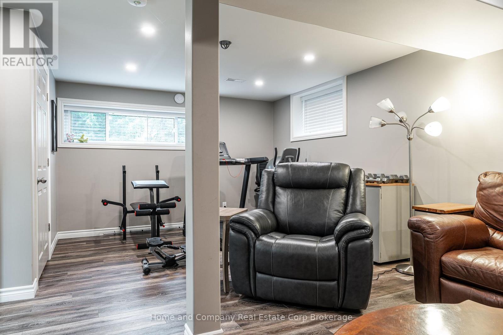 152 Kemp Crescent, Stratford, Ontario  N5A 5C4 - Photo 29 - X12426931