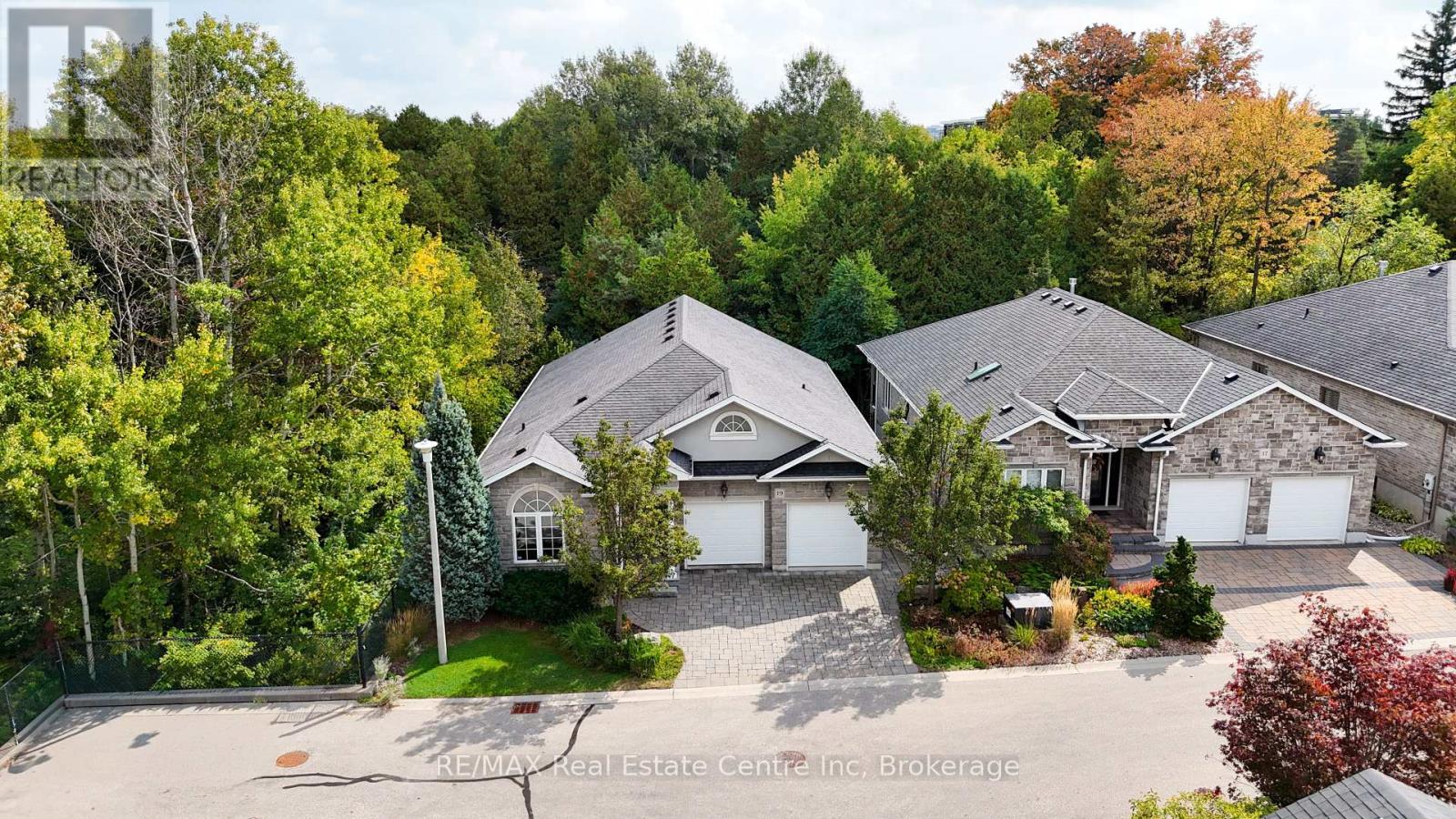 Property at 19 - 15 VALLEY ROAD image 1