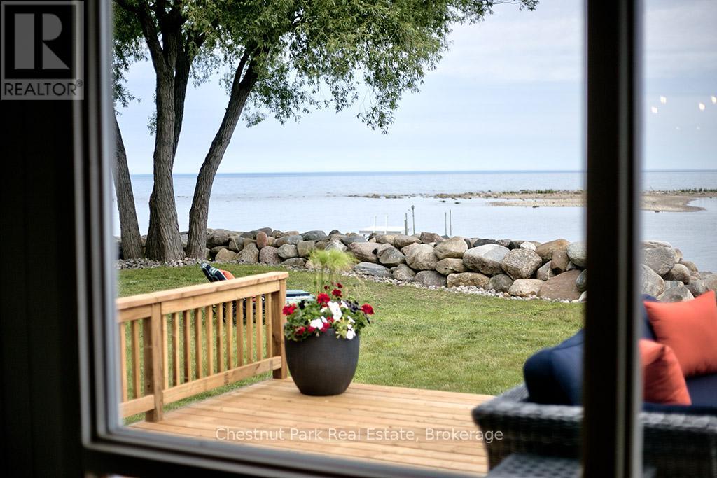 139 Teskey Drive, Blue Mountains, Ontario  N0H 1J0 - Photo 11 - X12427001