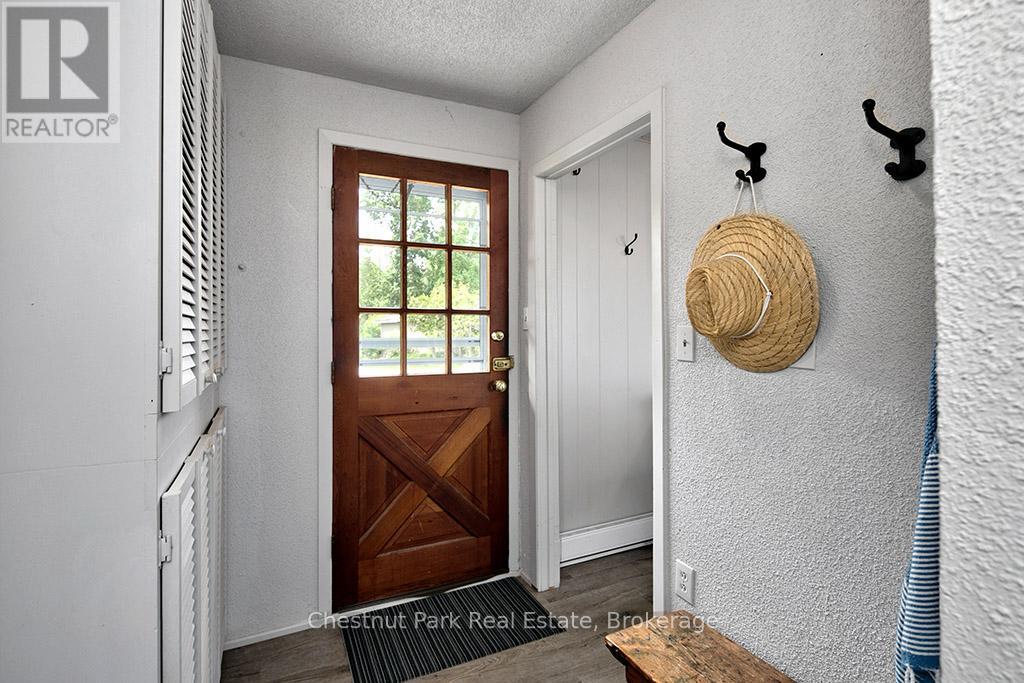 139 Teskey Drive, Blue Mountains, Ontario  N0H 1J0 - Photo 8 - X12427001