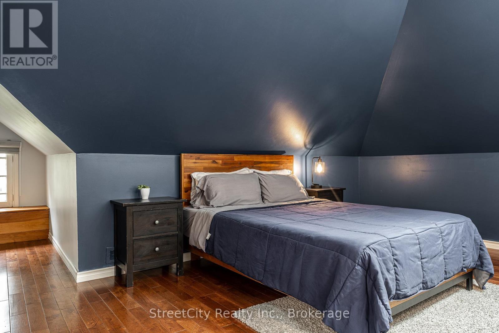 18 Waterloo Street N, Stratford, Ontario  N5A 5H5 - Photo 25 - X12427019