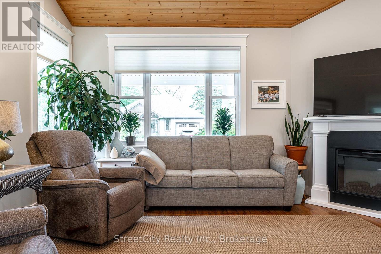 71214 Anne Street, Bluewater, Ontario  N0M 1N0 - Photo 19 - X12427034