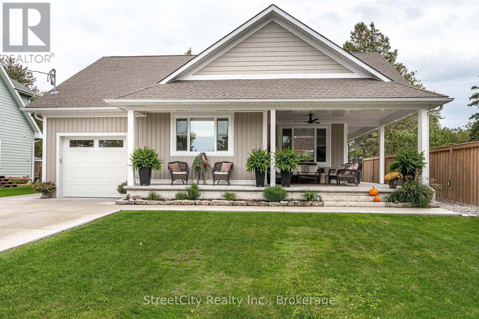 71214 Anne Street, Bluewater, Ontario  N0M 1N0 - Photo 2 - X12427034
