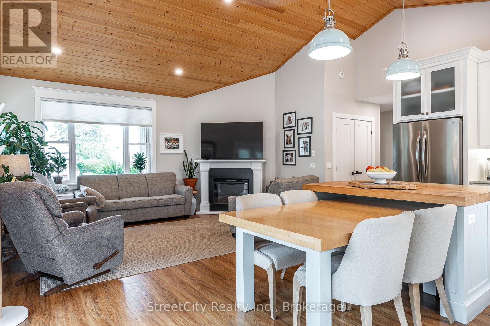 71214 Anne Street, Bluewater, Ontario  N0M 1N0 - Photo 7 - X12427034