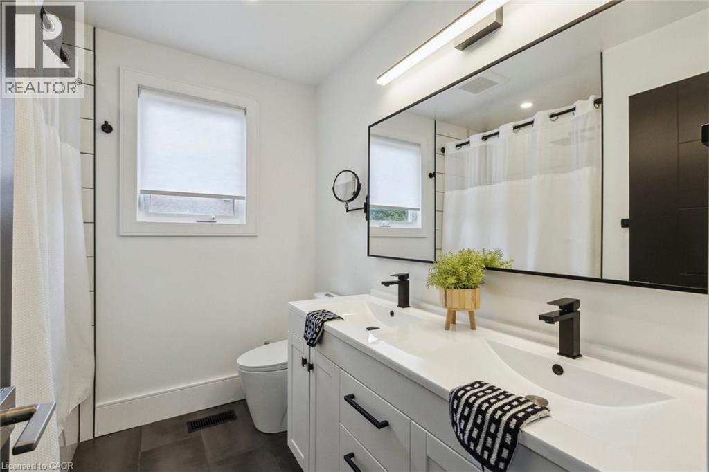 77 Imperial Road N, Guelph, Ontario  N1H 8A1 - Photo 23 - 40773624