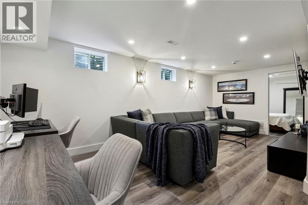 77 Imperial Road N, Guelph, Ontario  N1H 8A1 - Photo 30 - 40773624