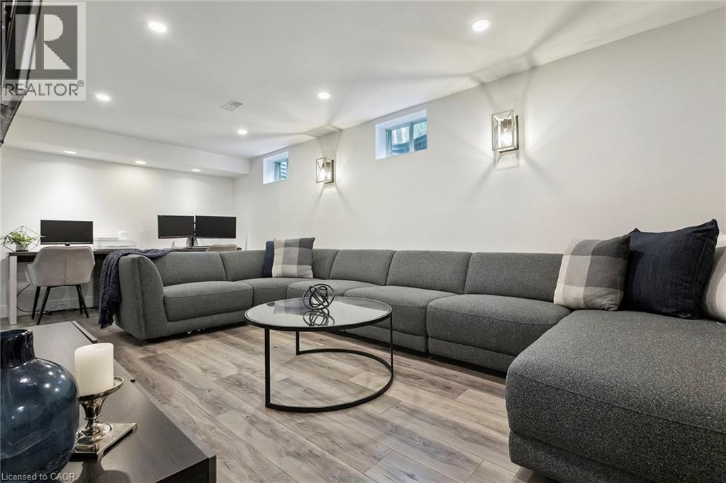 77 Imperial Road N, Guelph, Ontario  N1H 8A1 - Photo 32 - 40773624