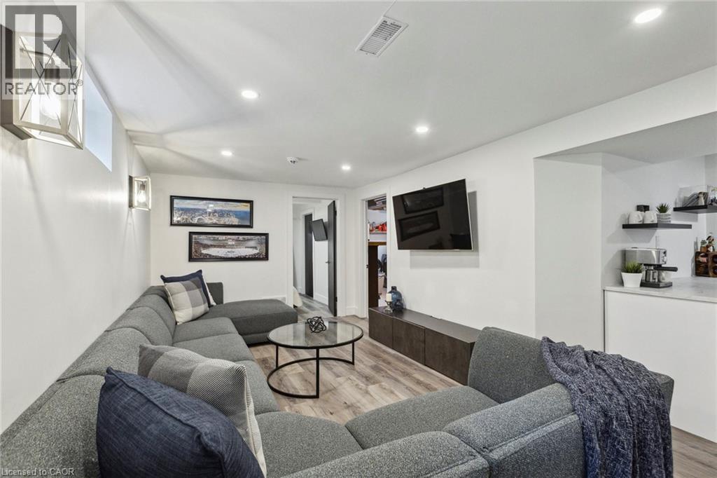 77 Imperial Road N, Guelph, Ontario  N1H 8A1 - Photo 31 - 40773624