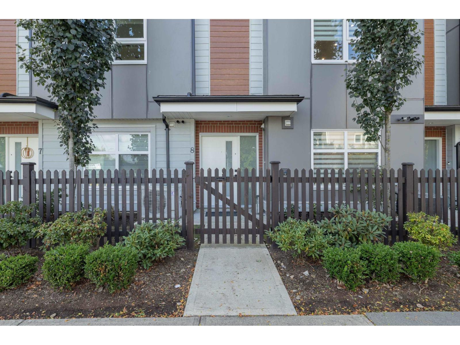 8 22334 48 Avenue, Langley, British Columbia  V3A 3N5 - Photo 2 - R3051980