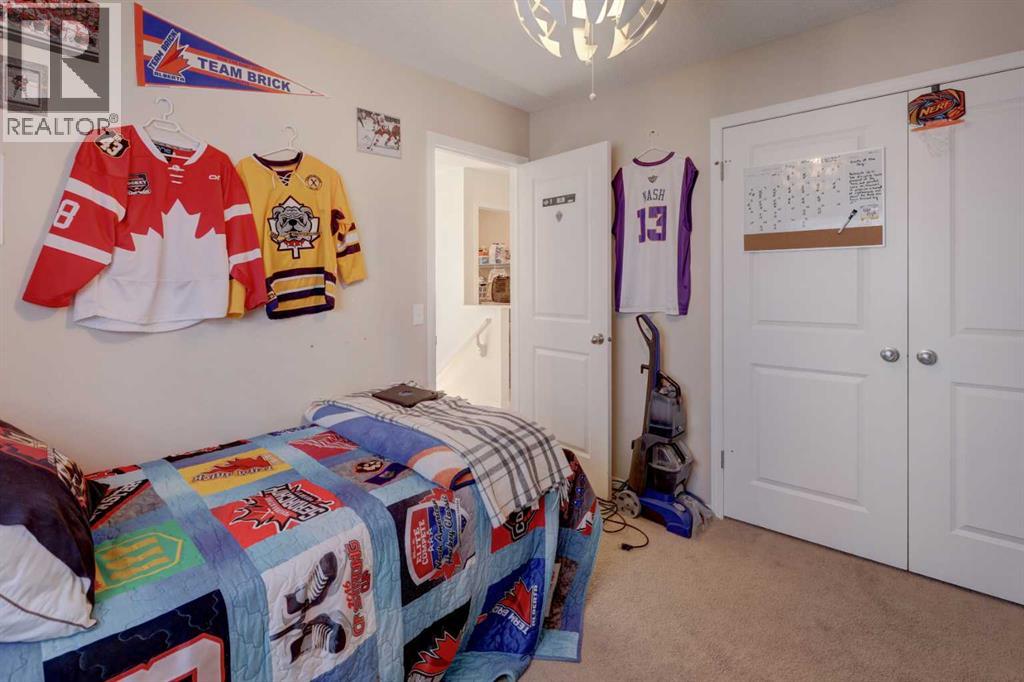 24 Fireside Burrow, Cochrane, Alberta  T4C 0T3 - Photo 23 - A2258134