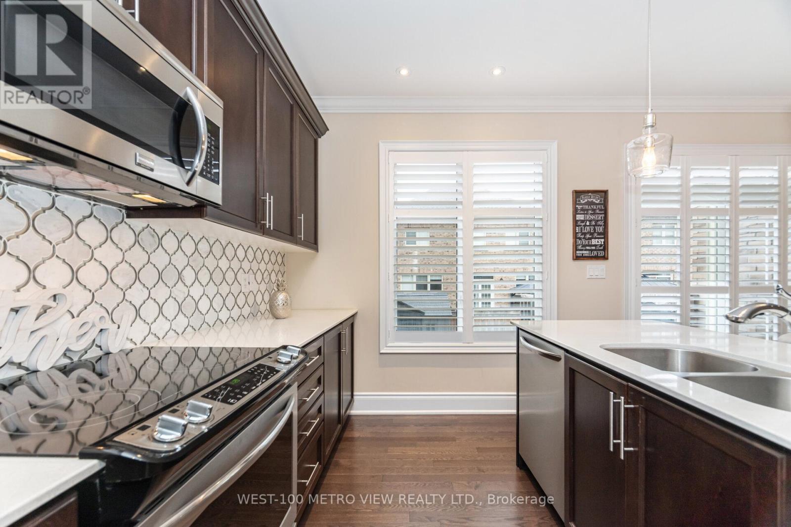 4 Ivor Crescent, Brampton, Ontario  L7A 4L5 - Photo 12 - W12426881