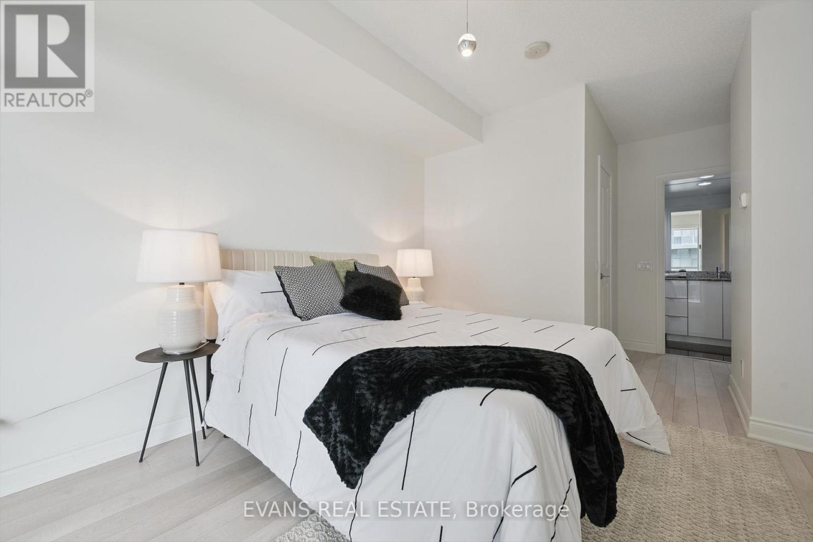 324 - 80 Marine Parade Drive, Toronto, Ontario  M8V 0A3 - Photo 8 - W12426885