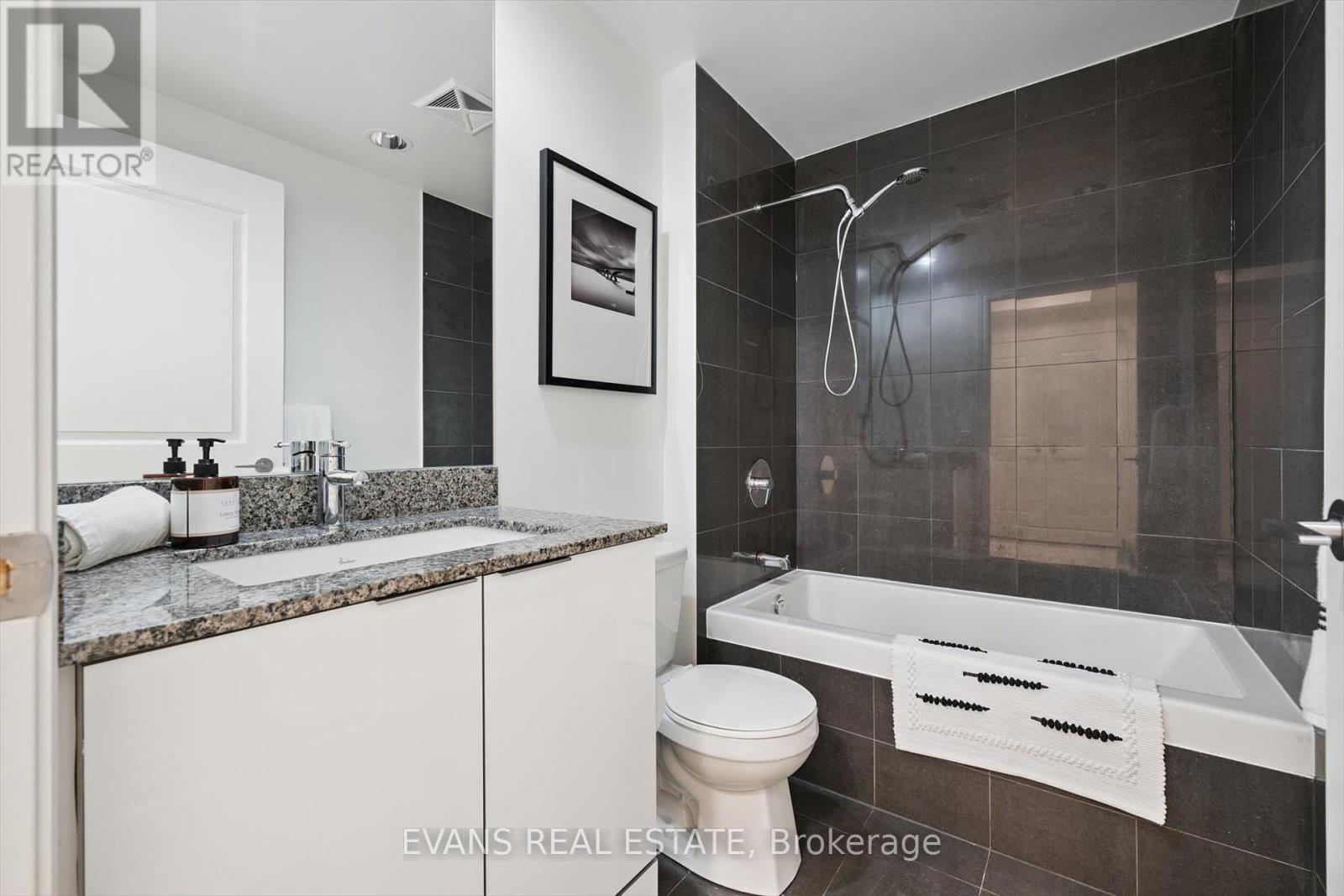 324 - 80 Marine Parade Drive, Toronto, Ontario  M8V 0A3 - Photo 9 - W12426885