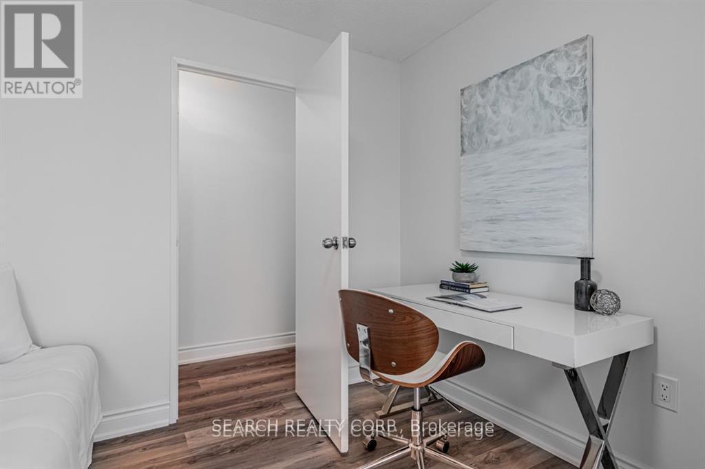 1108 - 3590 Kaneff Crescent, Mississauga, Ontario  L5A 3X3 - Photo 20 - W12426891