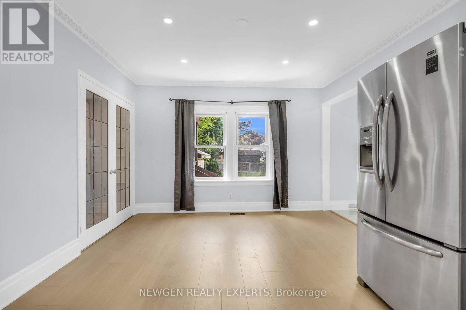 5765 Dorchester Road, Niagara Falls, Ontario  L2G 5S6 - Photo 13 - X12426883