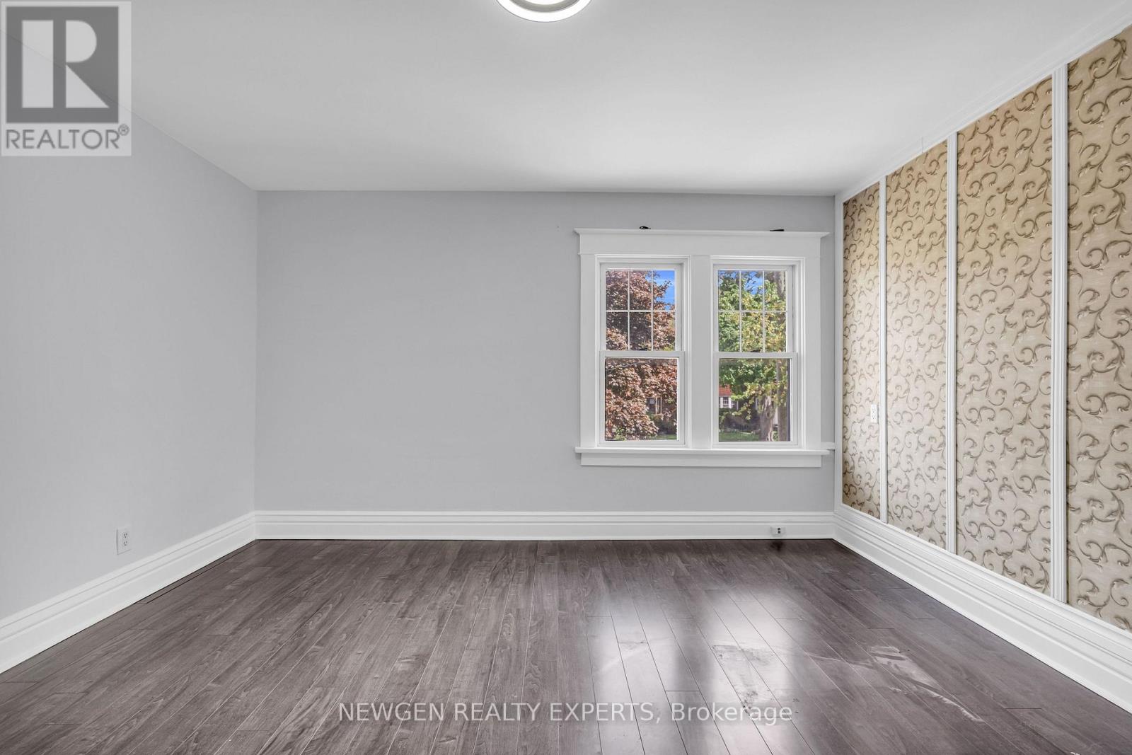 5765 Dorchester Road, Niagara Falls, Ontario  L2G 5S6 - Photo 27 - X12426883