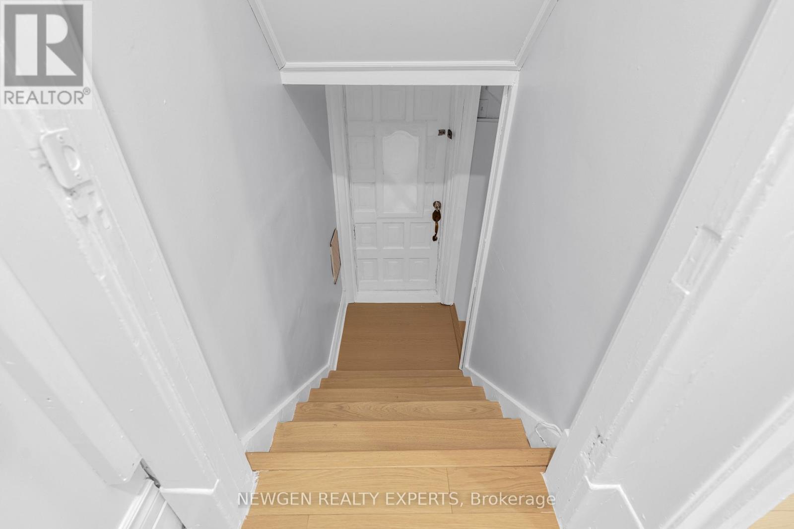 5765 Dorchester Road, Niagara Falls, Ontario  L2G 5S6 - Photo 33 - X12426883