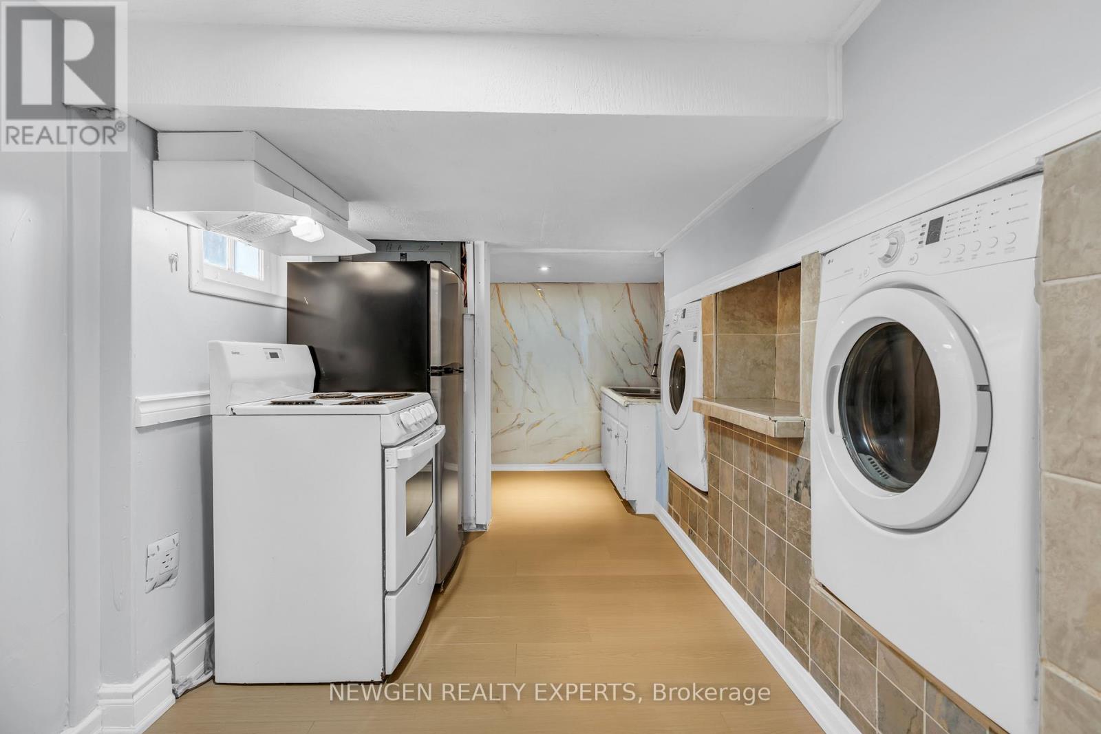 5765 Dorchester Road, Niagara Falls, Ontario  L2G 5S6 - Photo 36 - X12426883