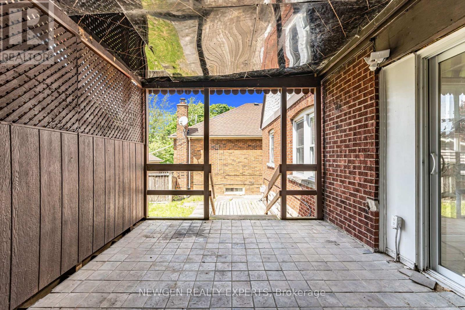 5765 Dorchester Road, Niagara Falls, Ontario  L2G 5S6 - Photo 46 - X12426883
