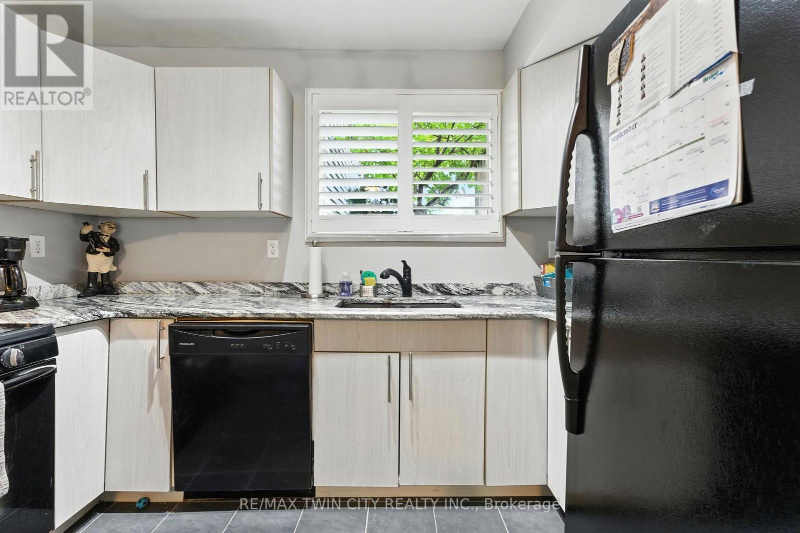 21 D'aubigny Road, Brantford, Ontario  N3T 6J2 - Photo 6 - X12426908