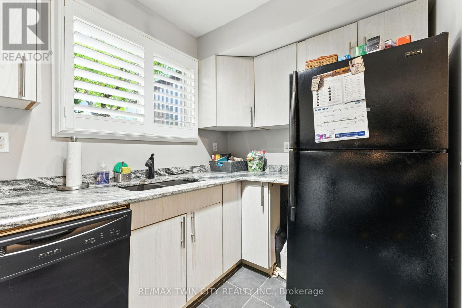21 D'aubigny Road, Brantford, Ontario  N3T 6J2 - Photo 8 - X12426908