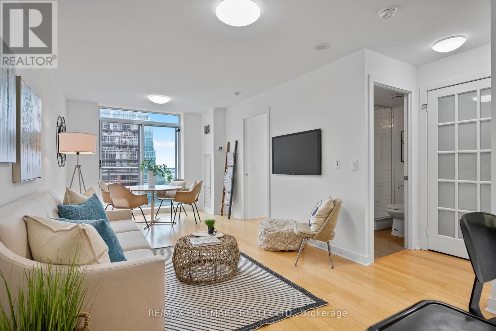906 - 50 Lynn Williams Street, Toronto, Ontario  M6K 3R9 - Photo 4 - C12426960