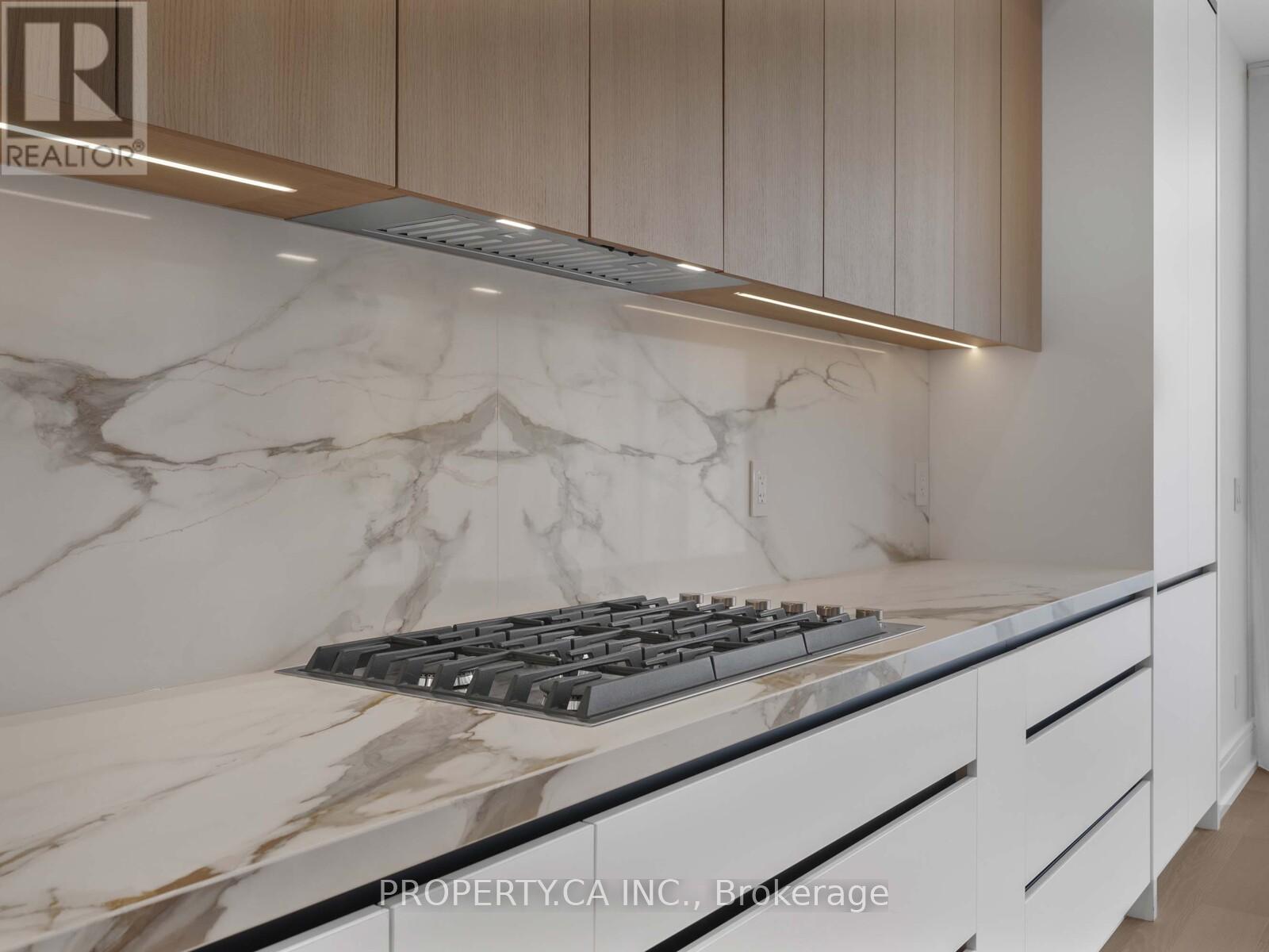 68 Lynnhaven Road, Toronto (Englemount-Lawrence), Ontario  M6A 2K9 - Photo 12 - C12426966