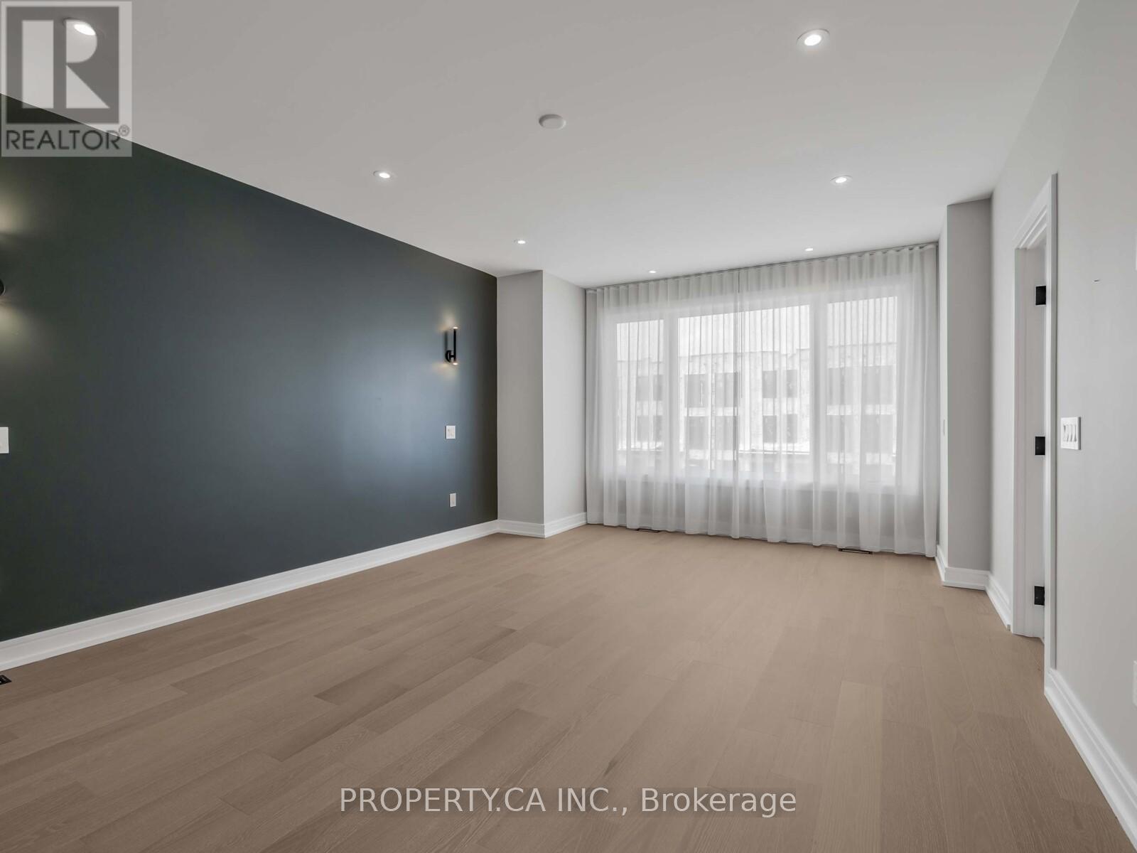 68 Lynnhaven Road, Toronto (Englemount-Lawrence), Ontario  M6A 2K9 - Photo 18 - C12426966