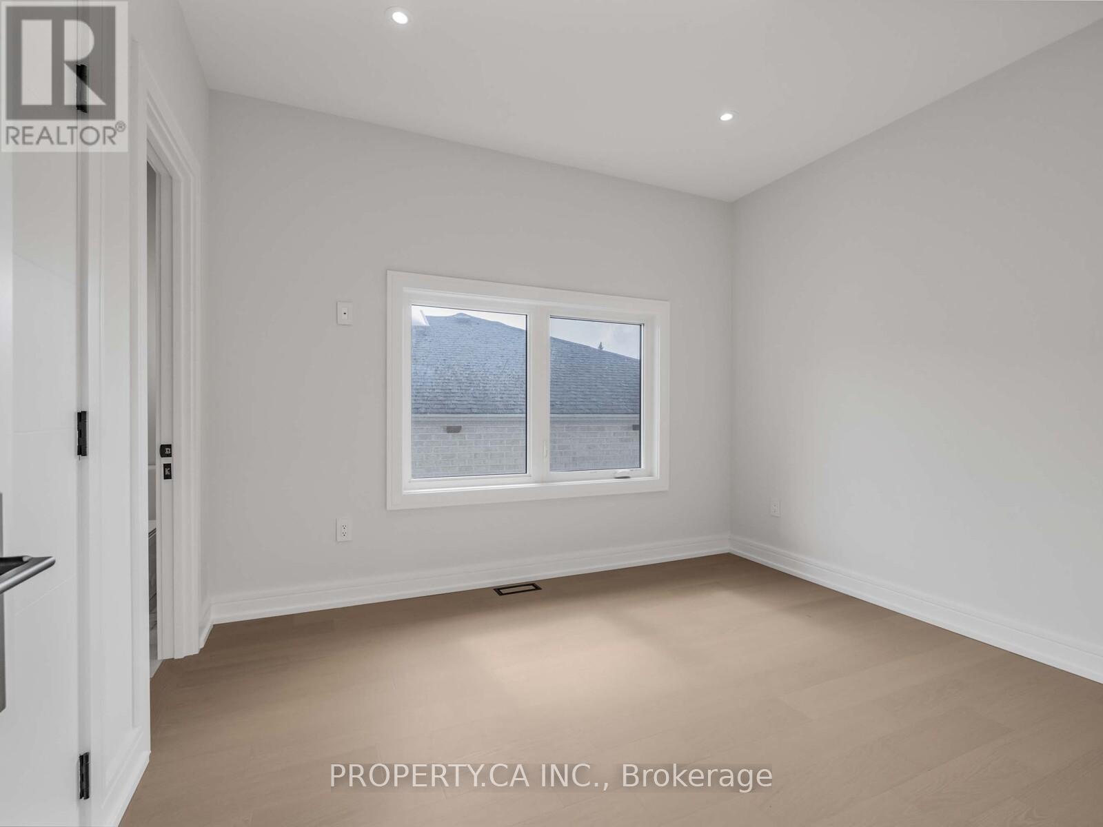 68 Lynnhaven Road, Toronto (Englemount-Lawrence), Ontario  M6A 2K9 - Photo 25 - C12426966