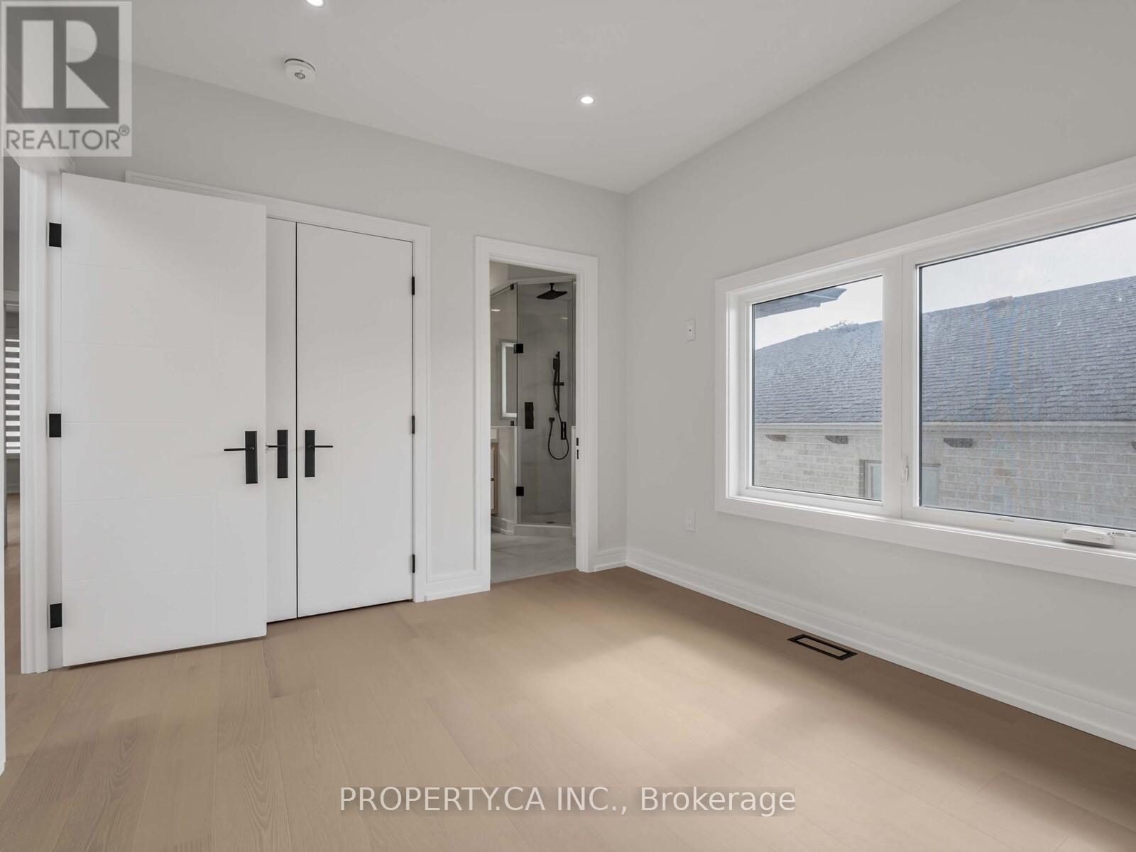 68 Lynnhaven Road, Toronto (Englemount-Lawrence), Ontario  M6A 2K9 - Photo 26 - C12426966