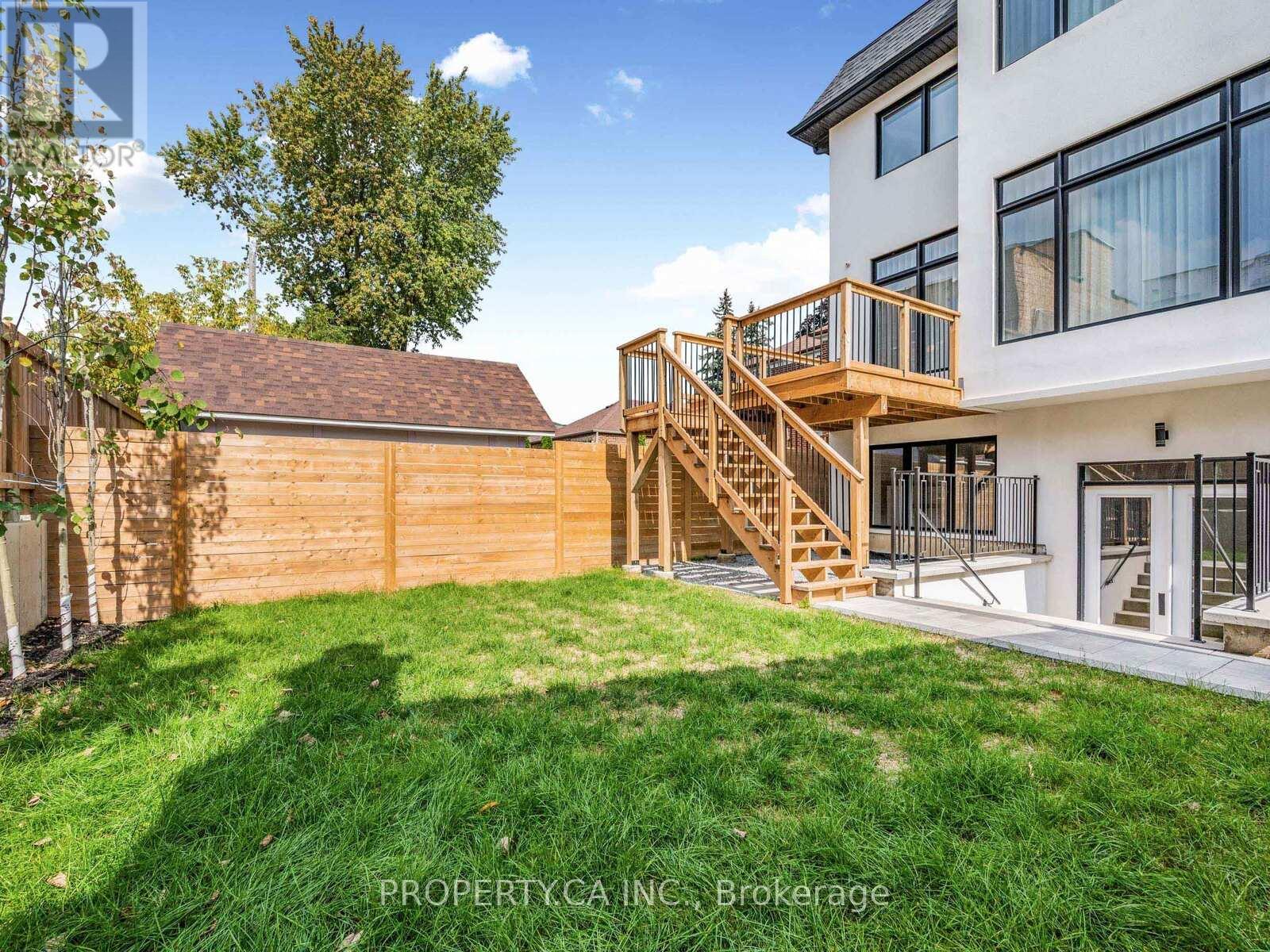 68 Lynnhaven Road, Toronto (Englemount-Lawrence), Ontario  M6A 2K9 - Photo 50 - C12426966