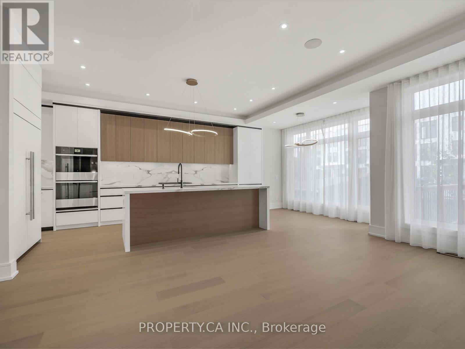 68 Lynnhaven Road, Toronto (Englemount-Lawrence), Ontario  M6A 2K9 - Photo 7 - C12426966