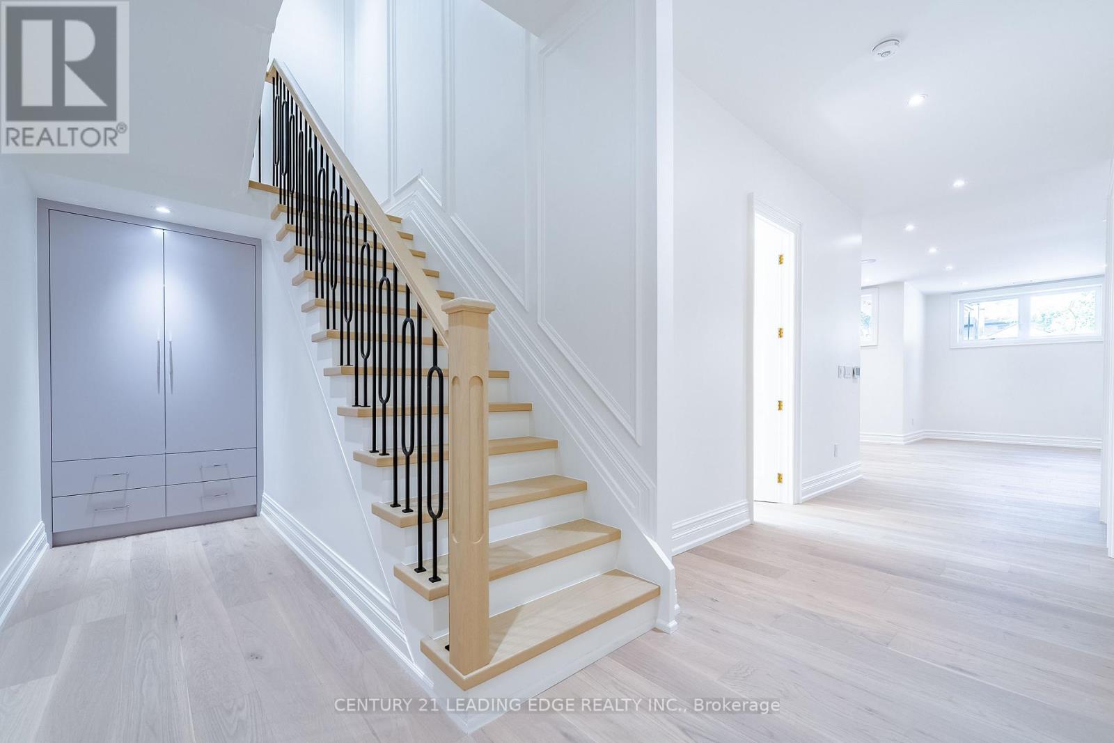 22 King High Avenue, Toronto (Clanton Park), Ontario  M3H 3A7 - Photo 19 - C12426982